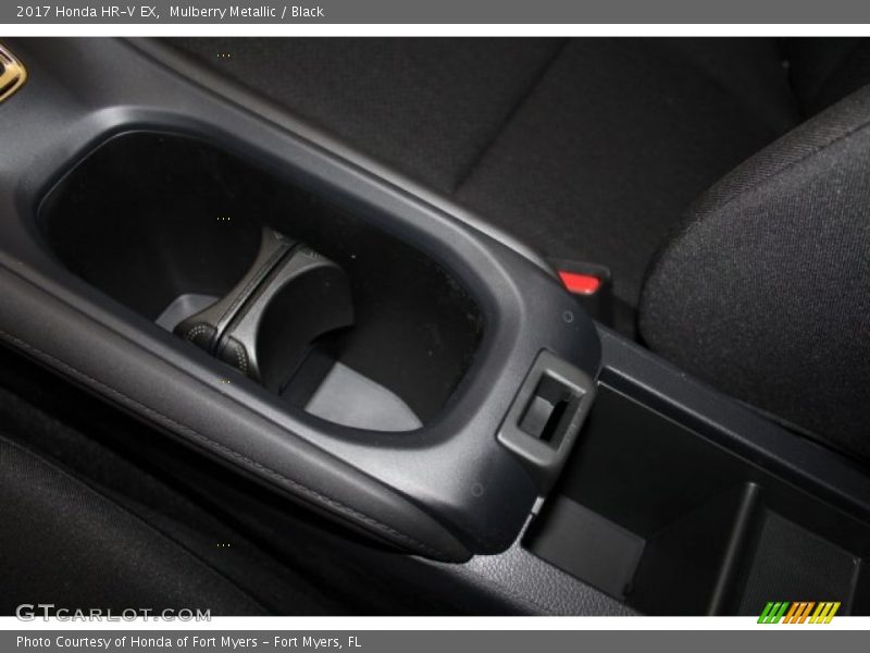 Mulberry Metallic / Black 2017 Honda HR-V EX