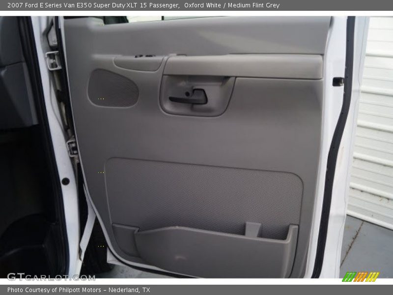 Oxford White / Medium Flint Grey 2007 Ford E Series Van E350 Super Duty XLT 15 Passenger