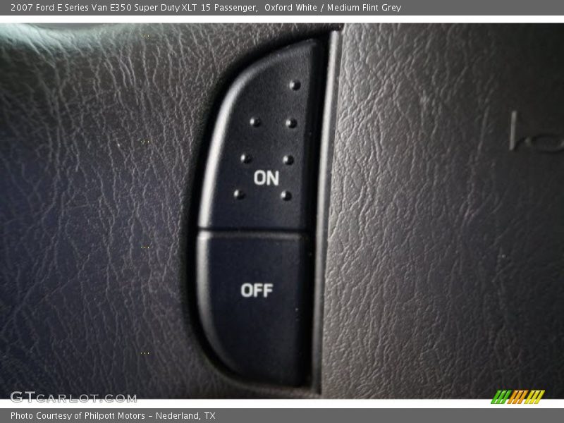 Oxford White / Medium Flint Grey 2007 Ford E Series Van E350 Super Duty XLT 15 Passenger