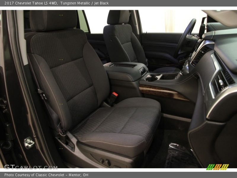 Tungsten Metallic / Jet Black 2017 Chevrolet Tahoe LS 4WD