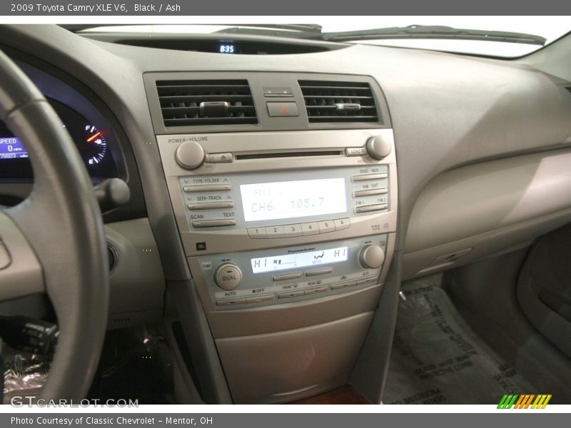 Controls of 2009 Camry XLE V6