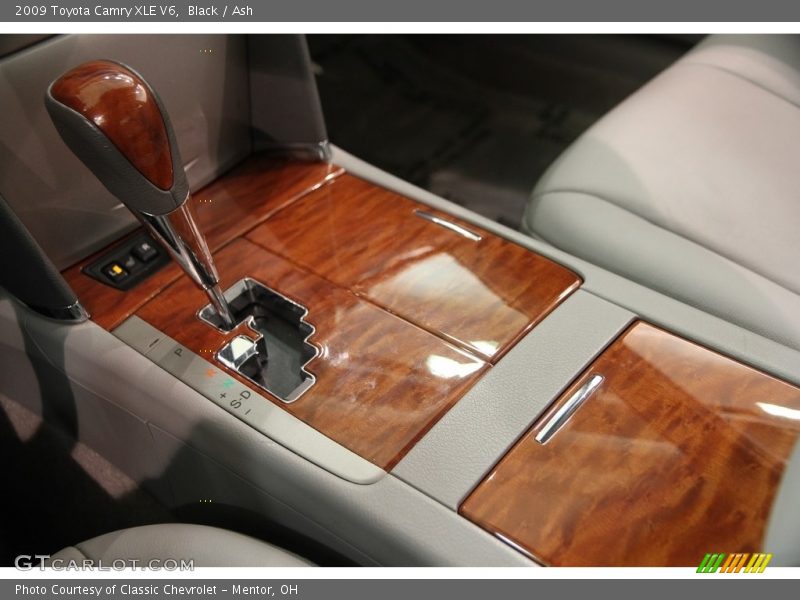  2009 Camry XLE V6 6 Speed Automatic Shifter