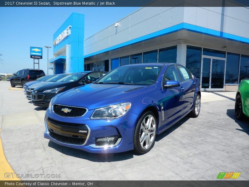 Front 3/4 View of 2017 SS Sedan