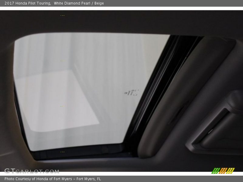 White Diamond Pearl / Beige 2017 Honda Pilot Touring