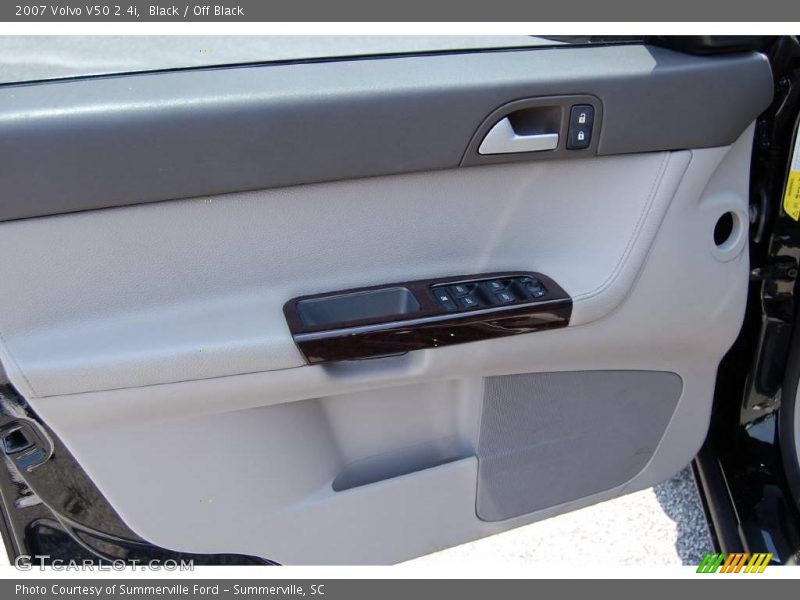 Black / Off Black 2007 Volvo V50 2.4i