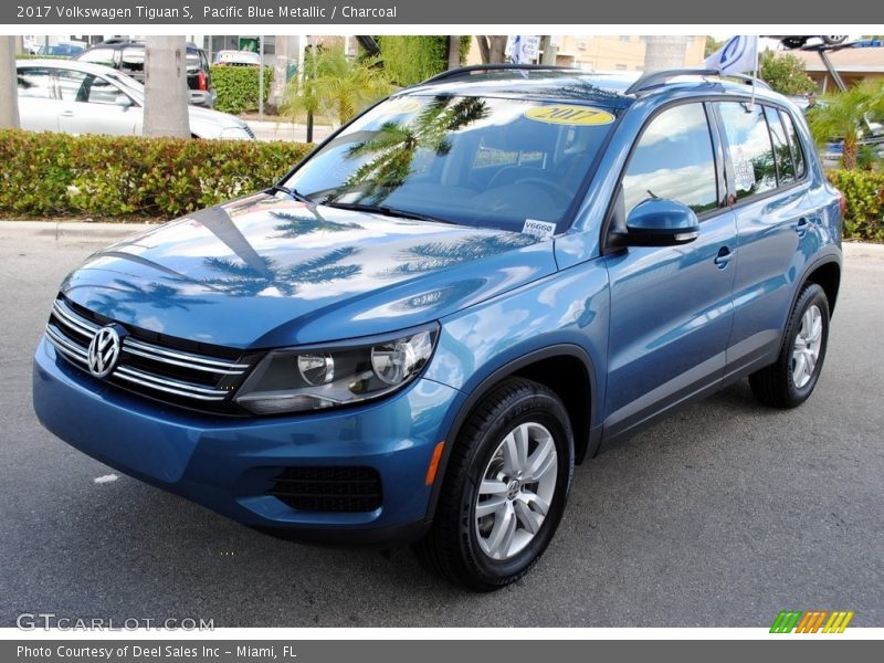 Pacific Blue Metallic / Charcoal 2017 Volkswagen Tiguan S