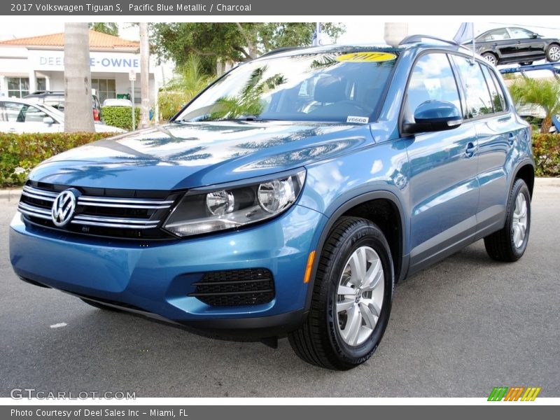 Pacific Blue Metallic / Charcoal 2017 Volkswagen Tiguan S