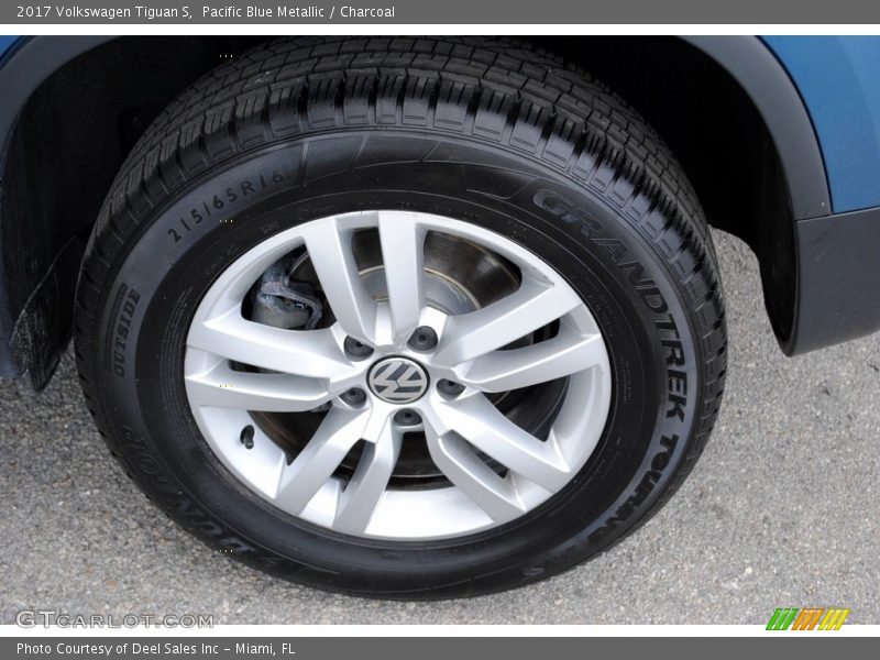 Pacific Blue Metallic / Charcoal 2017 Volkswagen Tiguan S
