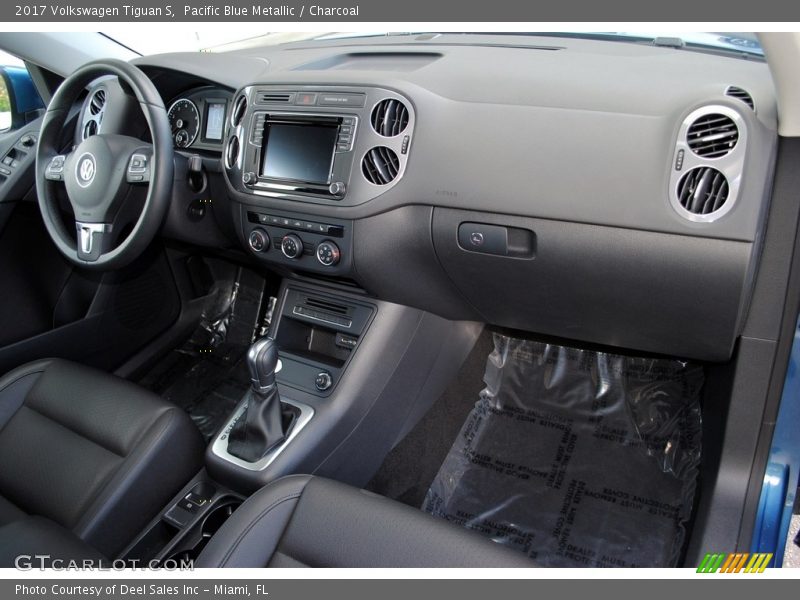 Pacific Blue Metallic / Charcoal 2017 Volkswagen Tiguan S