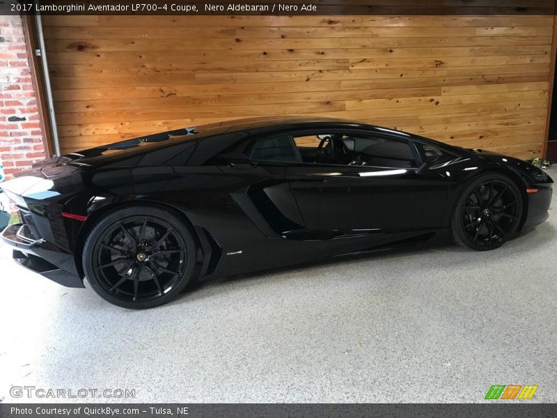  2017 Aventador LP700-4 Coupe Nero Aldebaran