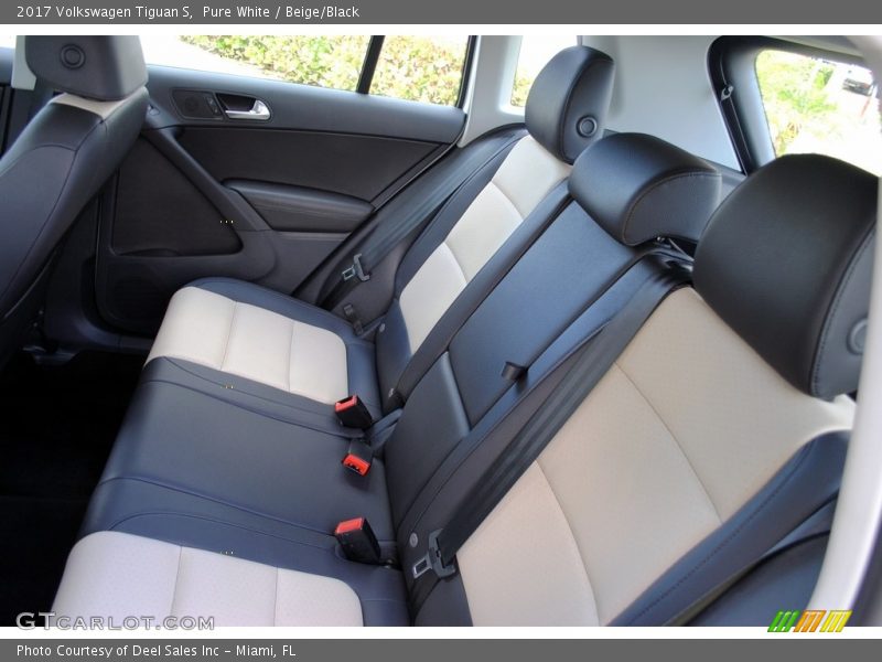 Pure White / Beige/Black 2017 Volkswagen Tiguan S