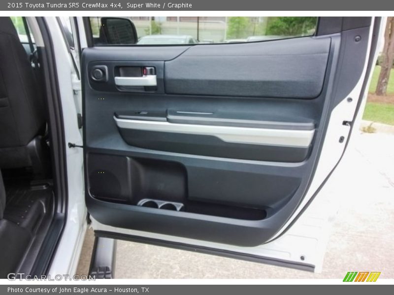 Super White / Graphite 2015 Toyota Tundra SR5 CrewMax 4x4