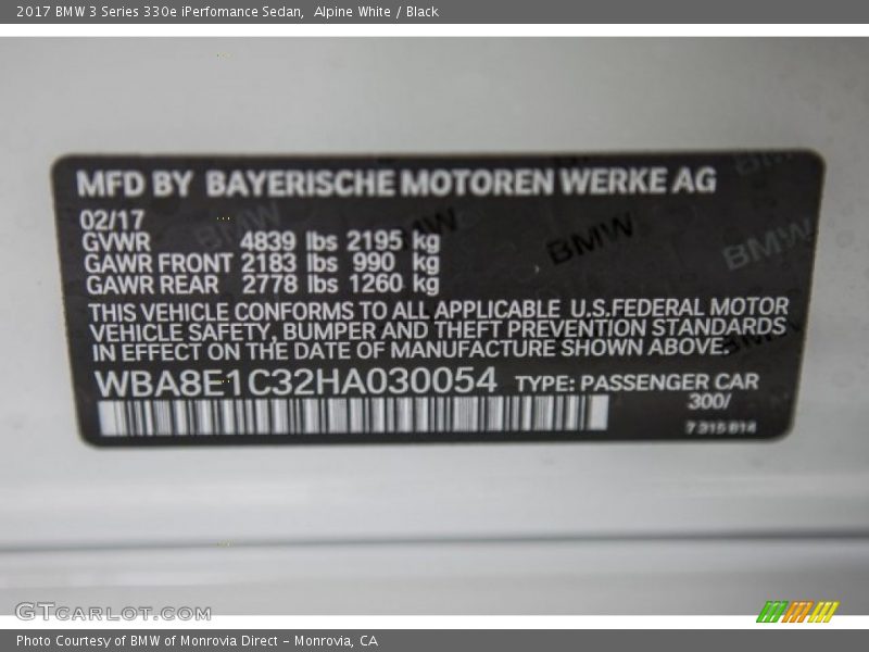 Alpine White / Black 2017 BMW 3 Series 330e iPerfomance Sedan