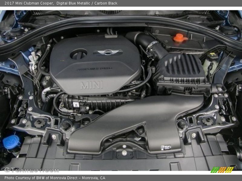 Digital Blue Metallic / Carbon Black 2017 Mini Clubman Cooper