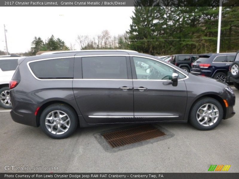 Granite Crystal Metallic / Black/Diesel 2017 Chrysler Pacifica Limited
