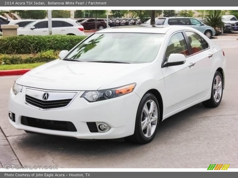Front 3/4 View of 2014 TSX Sedan