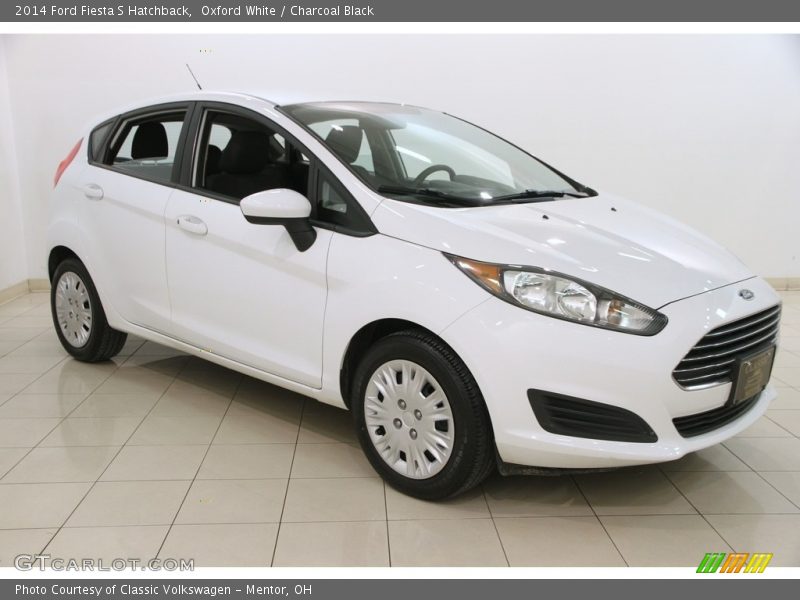 Oxford White / Charcoal Black 2014 Ford Fiesta S Hatchback