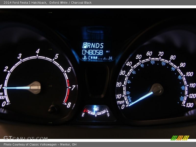 Oxford White / Charcoal Black 2014 Ford Fiesta S Hatchback
