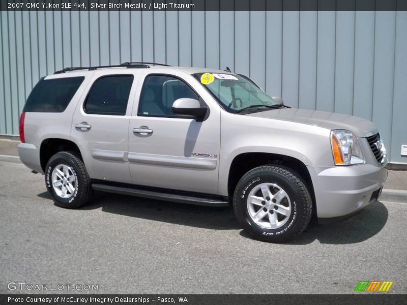 Silver Birch Metallic / Light Titanium 2007 GMC Yukon SLE 4x4