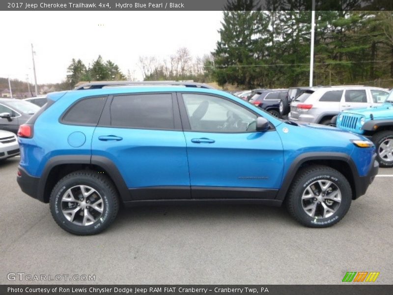 Hydro Blue Pearl / Black 2017 Jeep Cherokee Trailhawk 4x4