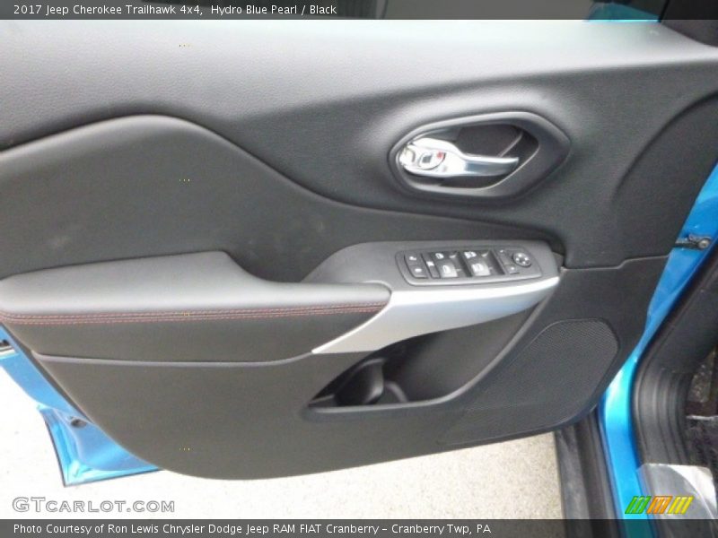 Hydro Blue Pearl / Black 2017 Jeep Cherokee Trailhawk 4x4