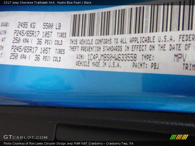 Hydro Blue Pearl / Black 2017 Jeep Cherokee Trailhawk 4x4