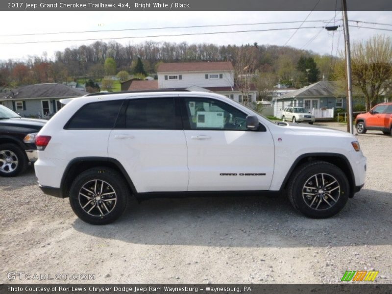 Bright White / Black 2017 Jeep Grand Cherokee Trailhawk 4x4