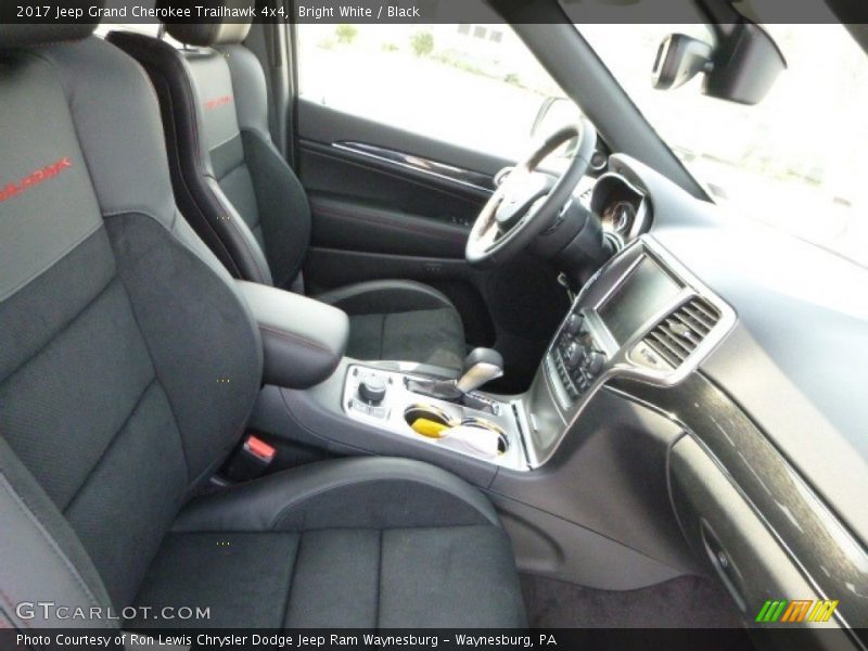 Bright White / Black 2017 Jeep Grand Cherokee Trailhawk 4x4