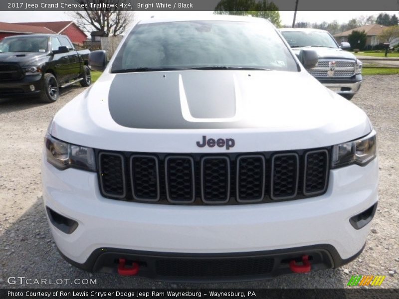 Bright White / Black 2017 Jeep Grand Cherokee Trailhawk 4x4