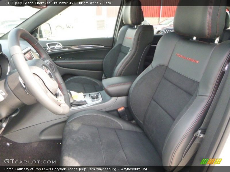 Bright White / Black 2017 Jeep Grand Cherokee Trailhawk 4x4