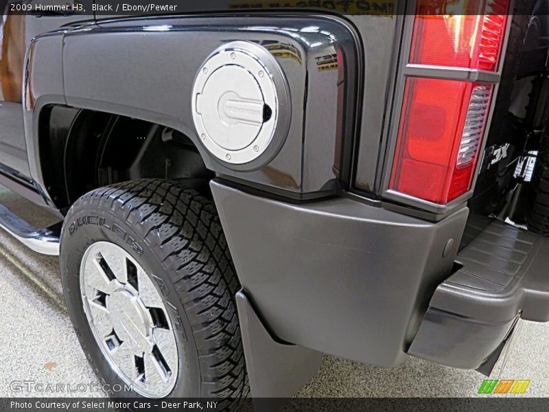 Black / Ebony/Pewter 2009 Hummer H3