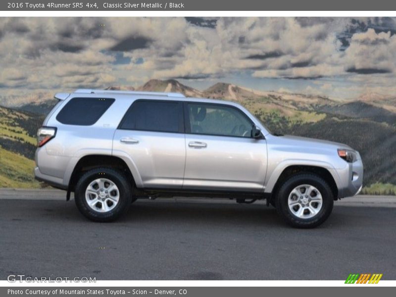 Classic Silver Metallic / Black 2016 Toyota 4Runner SR5 4x4