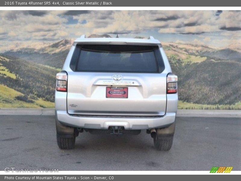 Classic Silver Metallic / Black 2016 Toyota 4Runner SR5 4x4
