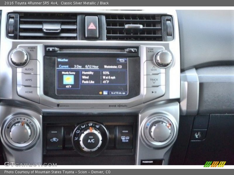 Classic Silver Metallic / Black 2016 Toyota 4Runner SR5 4x4