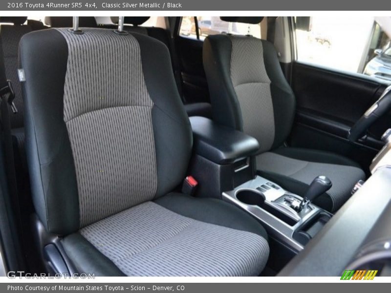 Classic Silver Metallic / Black 2016 Toyota 4Runner SR5 4x4