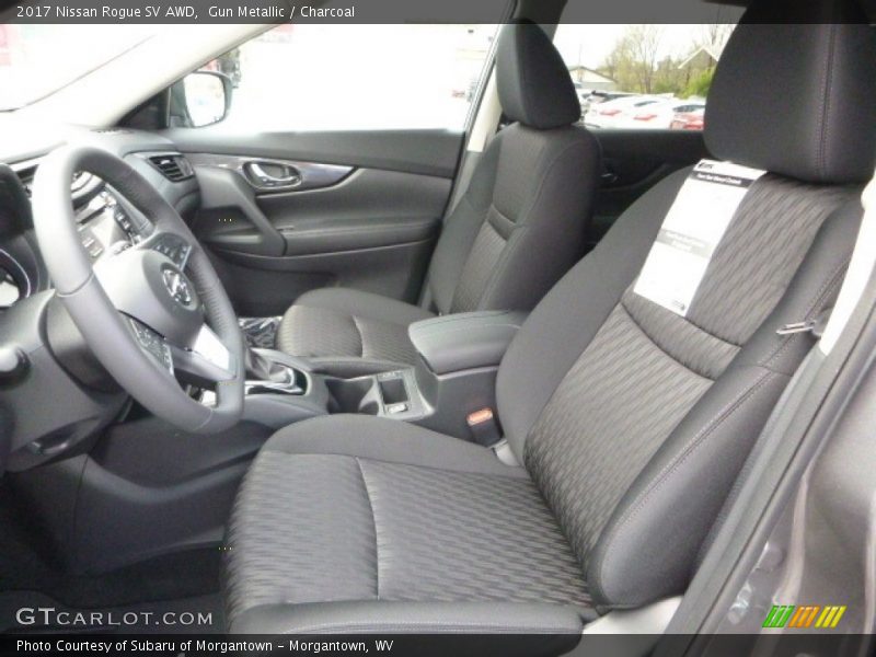 Gun Metallic / Charcoal 2017 Nissan Rogue SV AWD