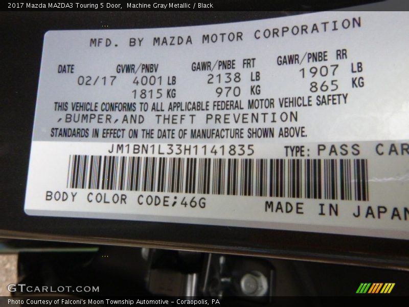 Machine Gray Metallic / Black 2017 Mazda MAZDA3 Touring 5 Door