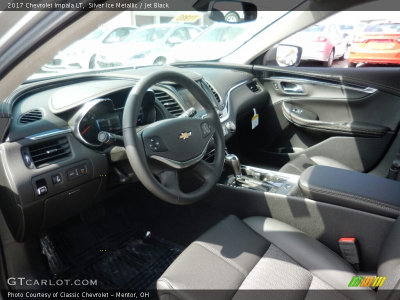 Silver Ice Metallic / Jet Black 2017 Chevrolet Impala LT