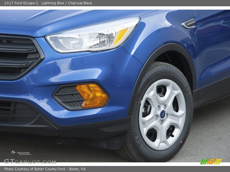 Lightning Blue / Charcoal Black 2017 Ford Escape S