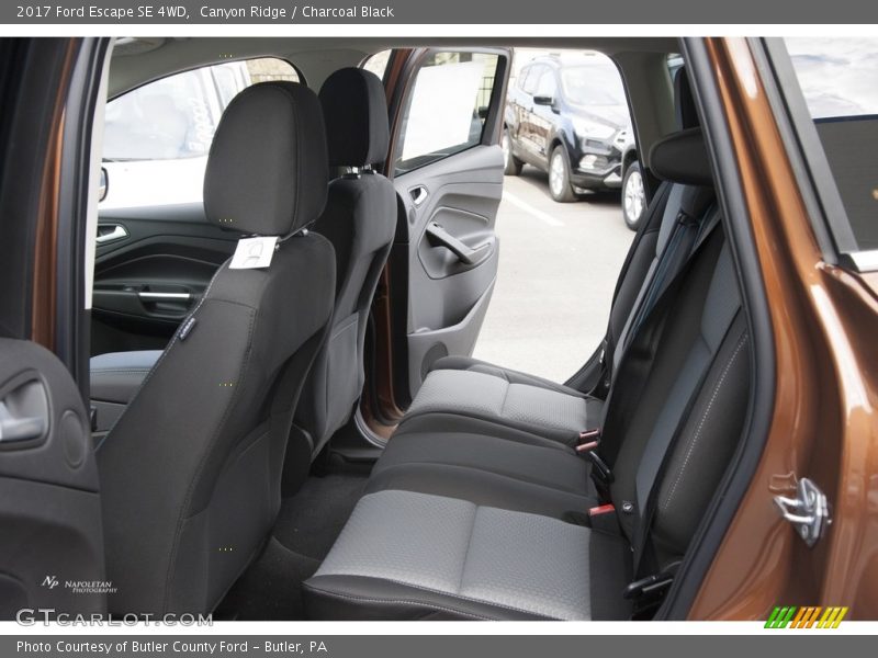 Canyon Ridge / Charcoal Black 2017 Ford Escape SE 4WD