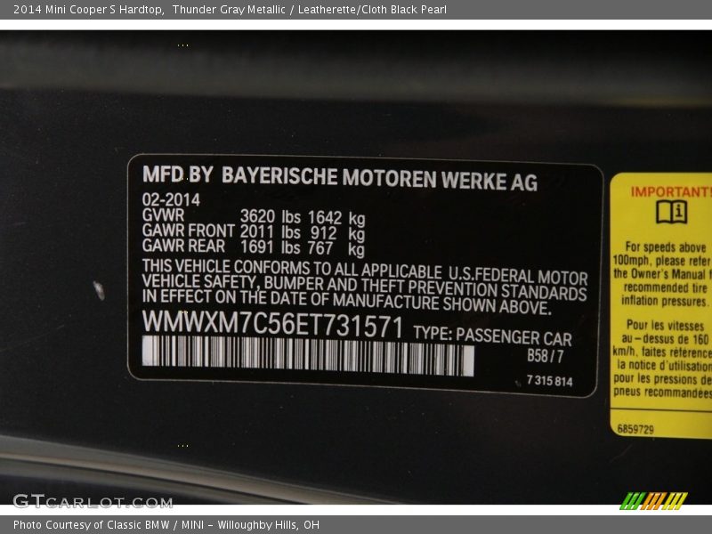 Thunder Gray Metallic / Leatherette/Cloth Black Pearl 2014 Mini Cooper S Hardtop