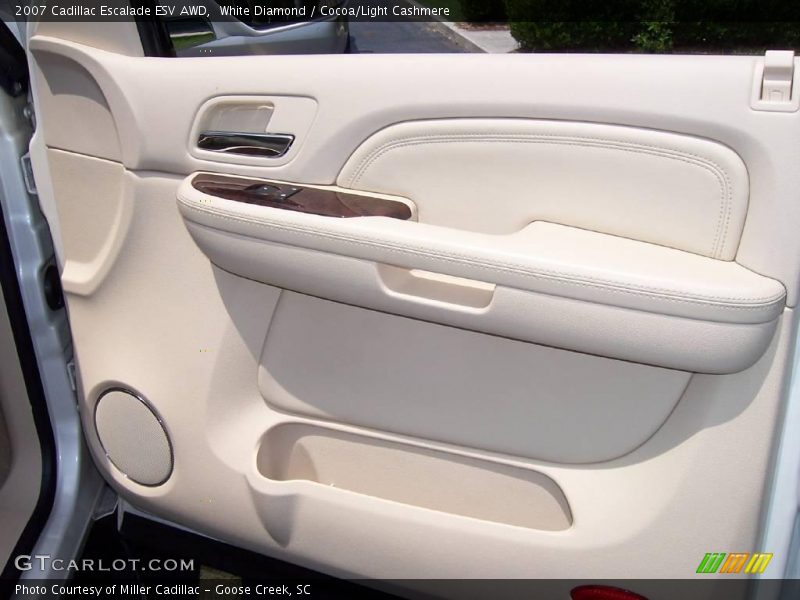 White Diamond / Cocoa/Light Cashmere 2007 Cadillac Escalade ESV AWD