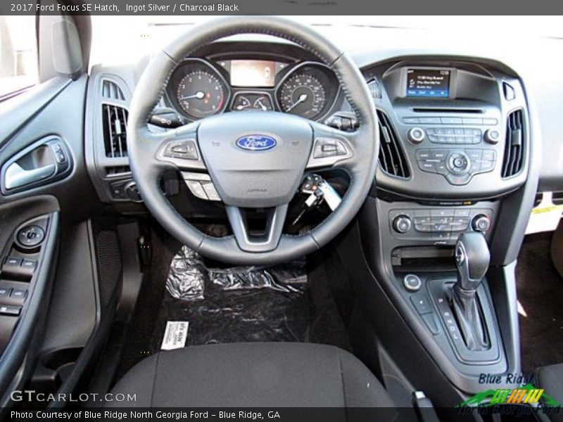 Ingot Silver / Charcoal Black 2017 Ford Focus SE Hatch