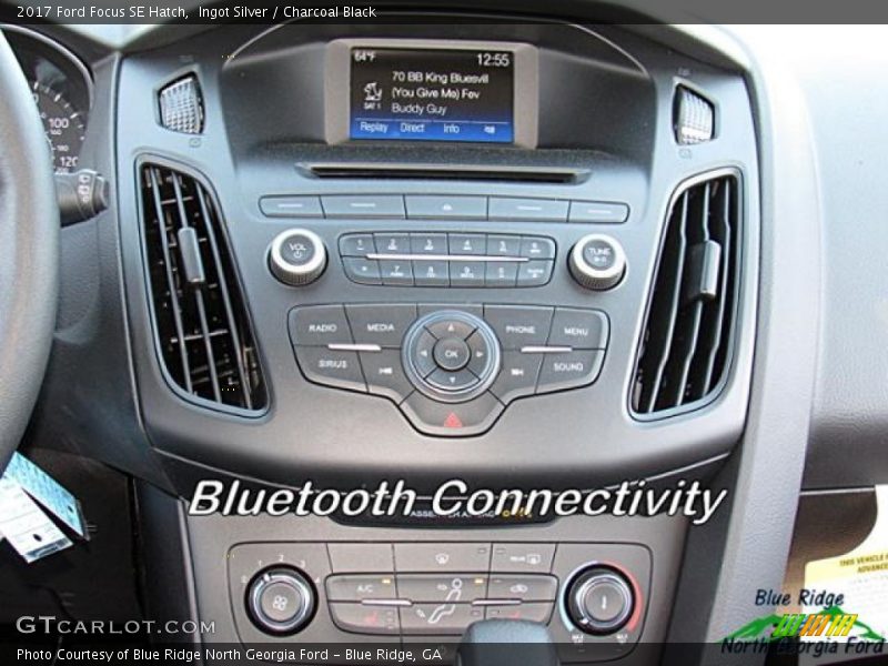 Ingot Silver / Charcoal Black 2017 Ford Focus SE Hatch