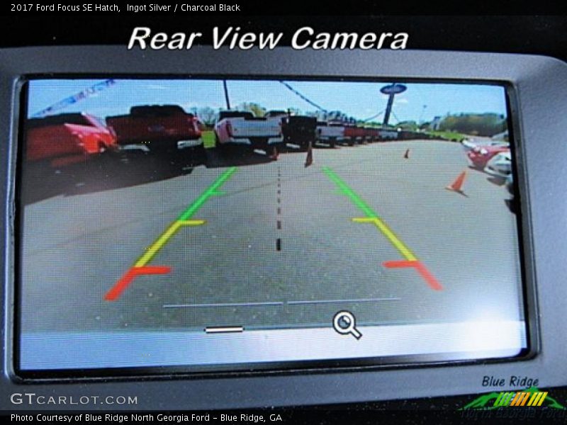 Ingot Silver / Charcoal Black 2017 Ford Focus SE Hatch
