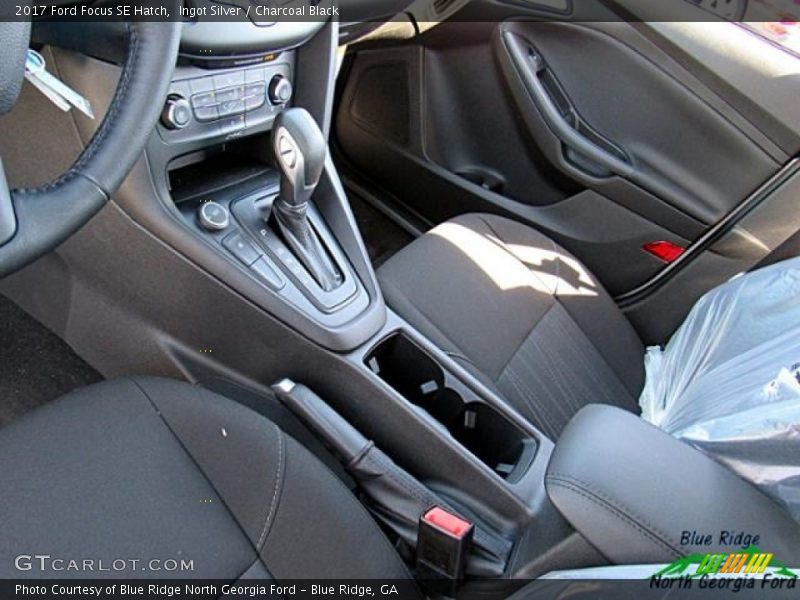 Ingot Silver / Charcoal Black 2017 Ford Focus SE Hatch