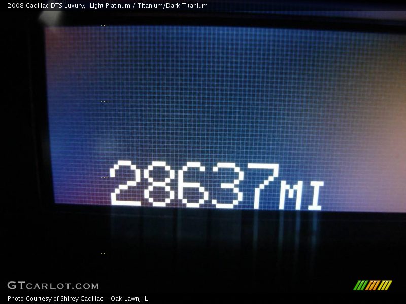 Light Platinum / Titanium/Dark Titanium 2008 Cadillac DTS Luxury