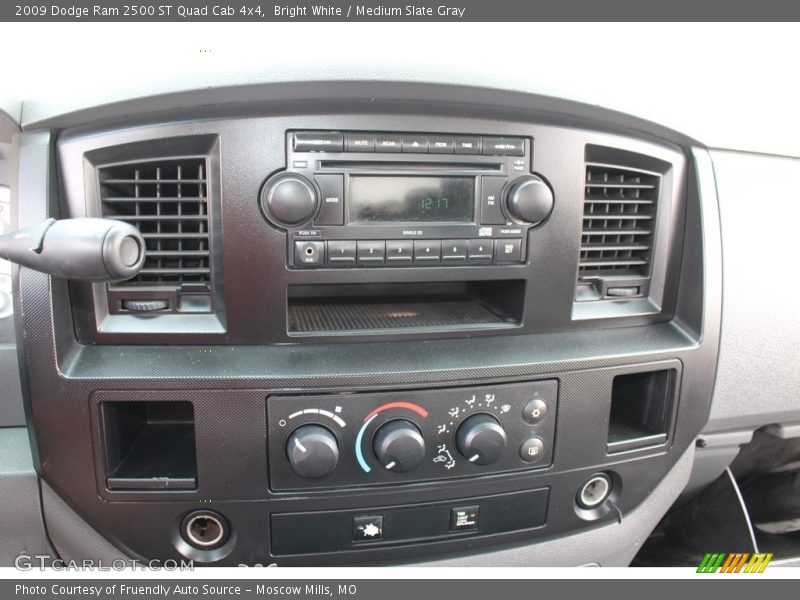 Bright White / Medium Slate Gray 2009 Dodge Ram 2500 ST Quad Cab 4x4