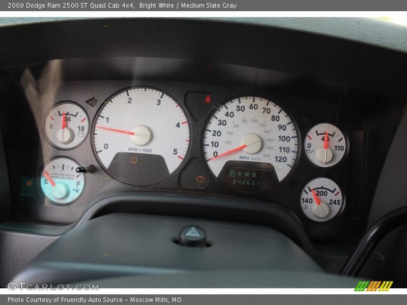 Bright White / Medium Slate Gray 2009 Dodge Ram 2500 ST Quad Cab 4x4