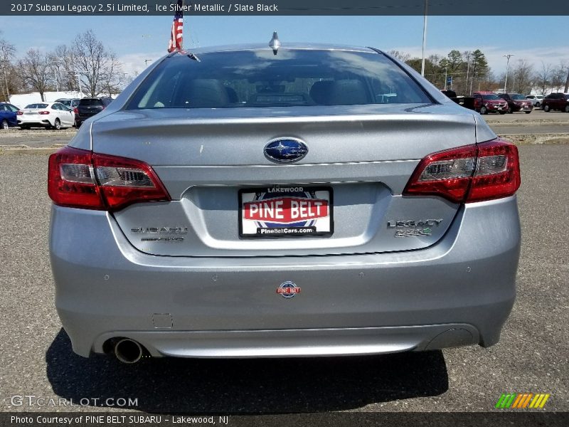 Ice Silver Metallic / Slate Black 2017 Subaru Legacy 2.5i Limited